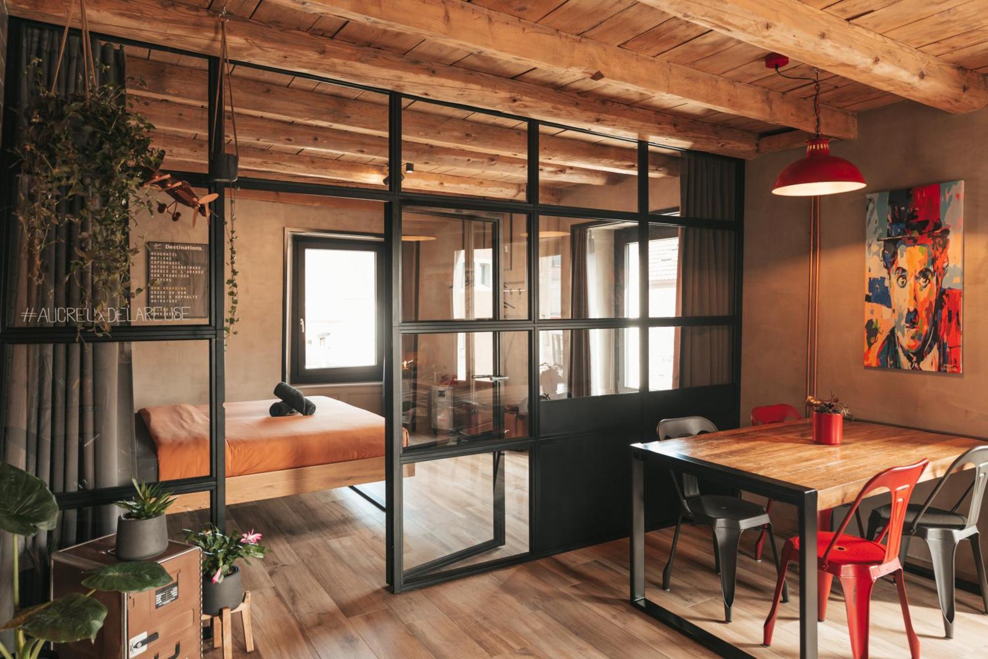 Appartement Thematique: Voyage Industriel Travers Экстерьер фото